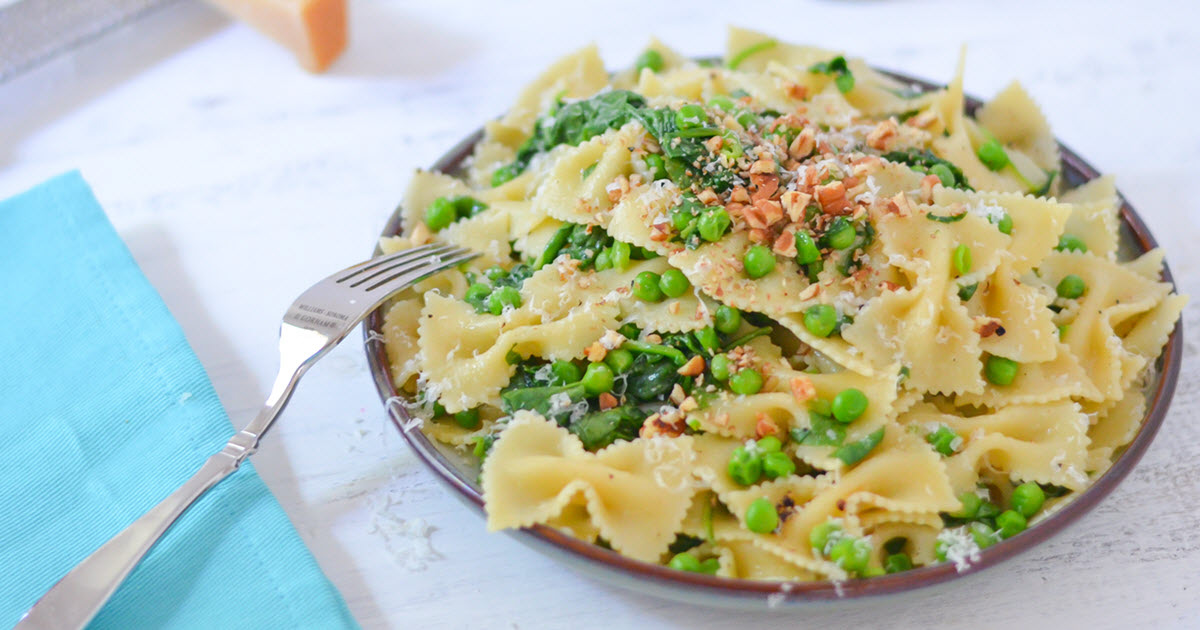 Easy One Pot Pasta With Peas Recipe • Salted Mint