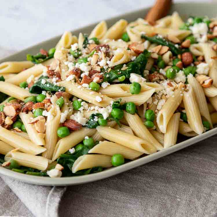 Easy One Pot Pasta With Peas Recipe • Salted Mint